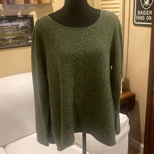 Eileen Fisher beautiful wide bottom sweater green wool super soft size large